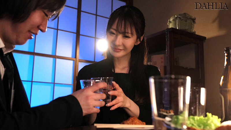 หนังโป๊เอวี เมียสาวชุดไว้ทุกข์ โดนเพื่อนผัวเย็ดคาโลง DLDSS-421 1
